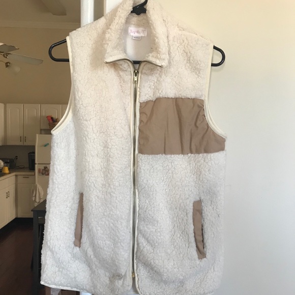 Fuzzy vest - Picture 2 of 2